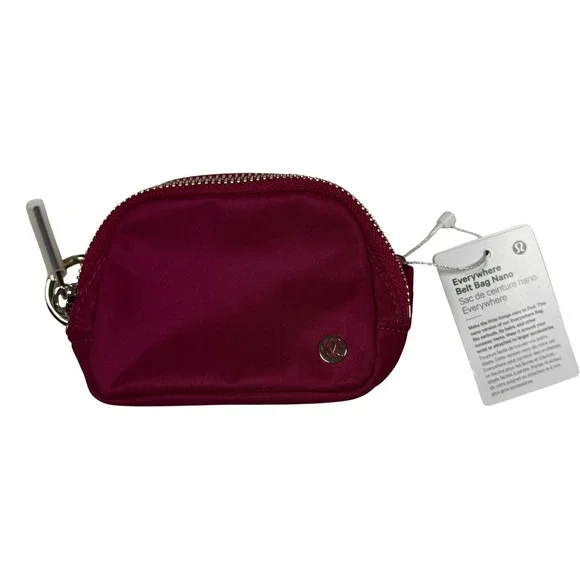 Lululemon Everywhere Belt Bag Nano Berry Rumble / Gold - Picture 2 of 5